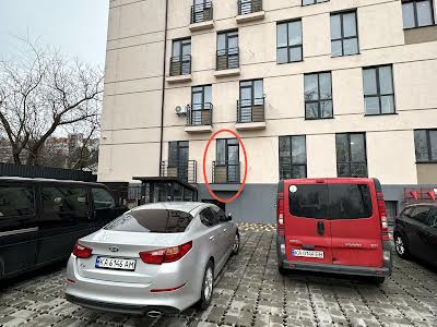 квартира за адресою Степана Чобану вул. (Василя Алексухіна), 24