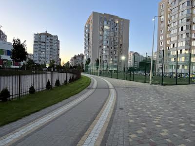 квартира за адресою с. Святопетрівське, Лесі Українки бульв., 18а 