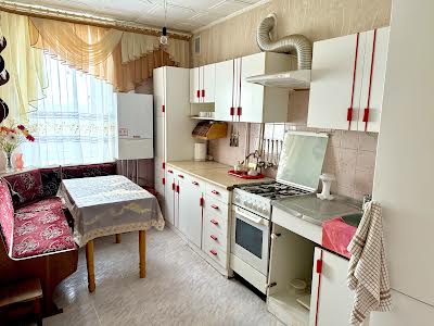 квартира за адресою Стуса