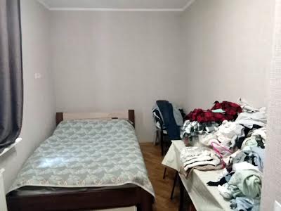 квартира за адресою Академіка Степана Рудницького вул., 31