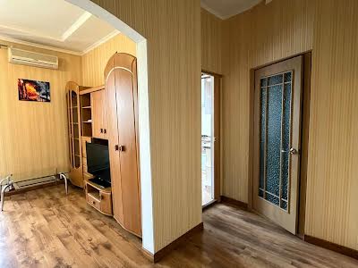 квартира за адресою Кривий Ріг, Центральний вул. (Лермонтова), 40