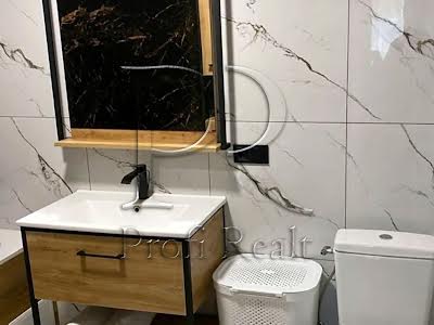 будинок за адресою Сонячна вул.