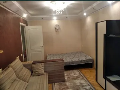 квартира за адресою Щусєва вул., 8а