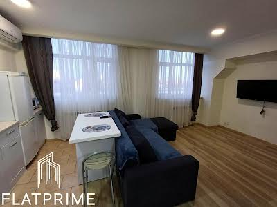 квартира за адресою Машинобудівна вул., 41