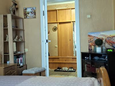 квартира за адресою Ніни Янчук вул. (Горького), 20