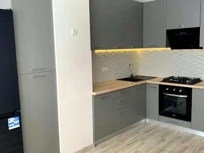 квартира за адресою Юнацька вул., 4