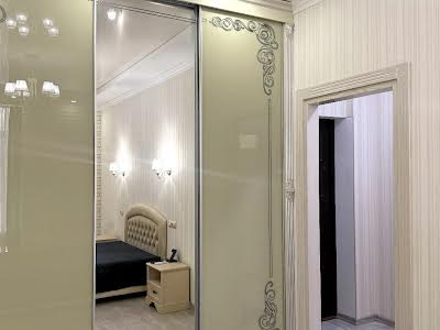 квартира по адресу Французский бульв., 60