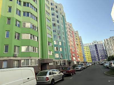 квартира за адресою с. Святопетрівське, Теплична вул., 40