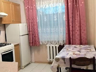 квартира за адресою Генерала Петрова вул., 22