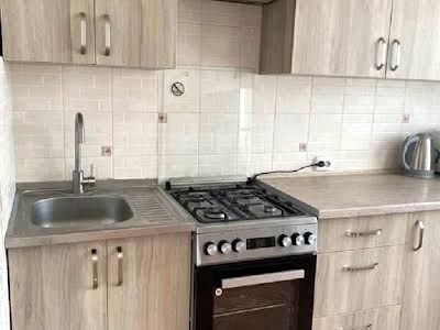 квартира за адресою Скрипника, 10