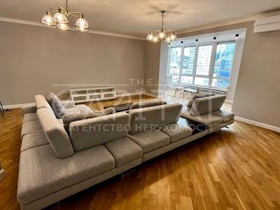 квартира за адресою Шота Руставелі вул., 27