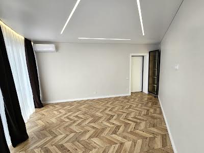 квартира по адресу Довга, 20 в