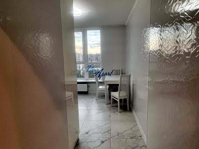 квартира за адресою Академіка Заболотного вул., 15-В