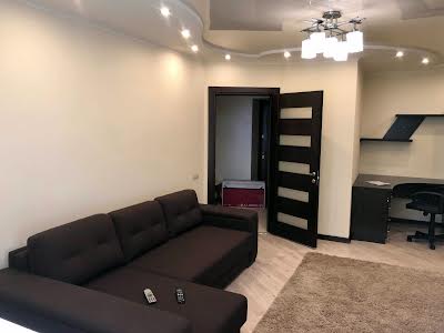 квартира за адресою Калинова, 47