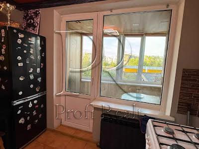 квартира за адресою Павла Тичини просп., 13