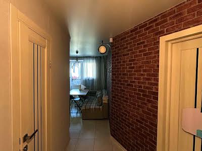 квартира за адресою Теплична вул., 38
