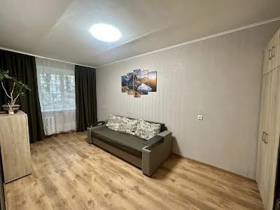 квартира за адресою Білоцерківська вул., 10
