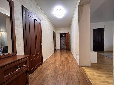 квартира по адресу Евгения Чикаленко ул., 59д