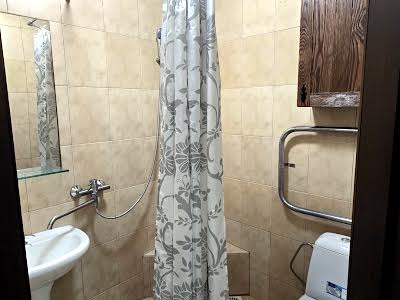 квартира за адресою Центральна вул., 90