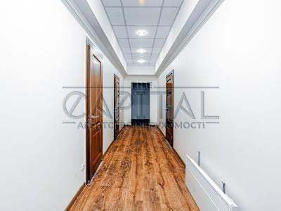 комерційна за адресою Оболонська вул., 21