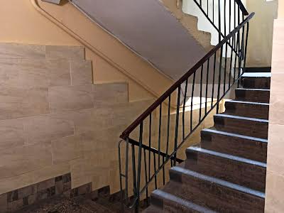 квартира за адресою Академіка Корольова вул., 68