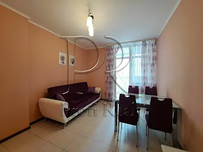 квартира за адресою Сім'ї Кульженків вул. (Петра Дегтяренка), 31-А
