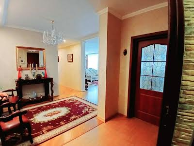 квартира за адресою Срібнокільська вул., 1