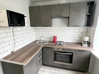 квартира за адресою Дніпровська вул., 2