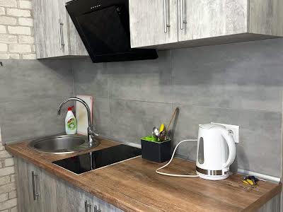 квартира за адресою Регенераторна вул., 4