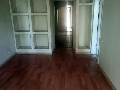 комерційна за адресою Одеса, И.Гена, 3