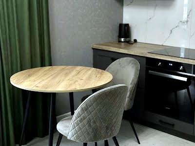 квартира за адресою Михайлівська вул., 8