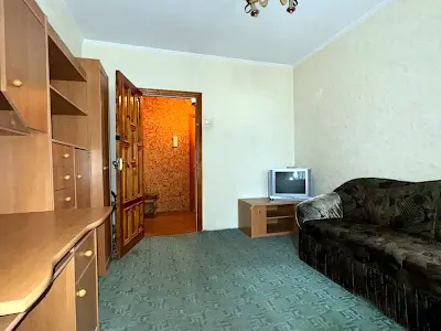 квартира за адресою Озерна вул., 24