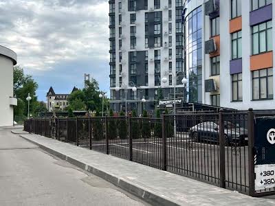 квартира за адресою Центральна вул., 15