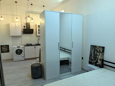 квартира за адресою Шпитальна вул., 20