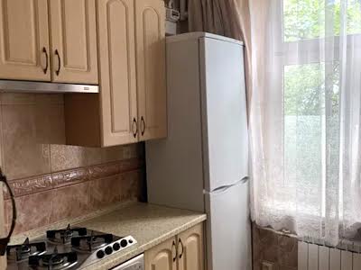 квартира за адресою Голосіївський просп. (40-річчя Жовтня), 92