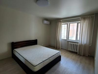 квартира за адресою Вишняківська вул., 7-Б