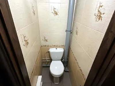 квартира за адресою Юрія Побєдоносцева бульв., 4