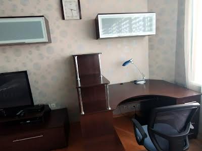 квартира за адресою Митрополита Андрея Шептицького вул. (Анатолія Луначарського), 10