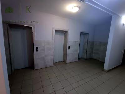 квартира за адресою Панча П., 18Б