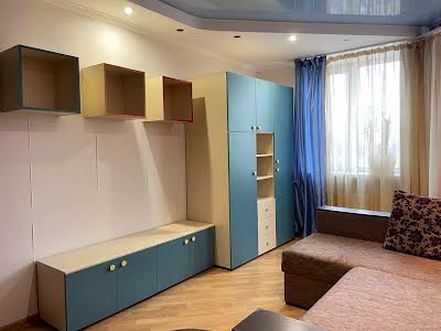 квартира за адресою Боголюбова вул., 20