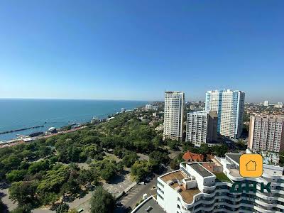 квартира за адресою Літературна вул., 1А