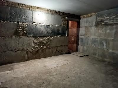 коммерческая по адресу вул. Ясна, 7б