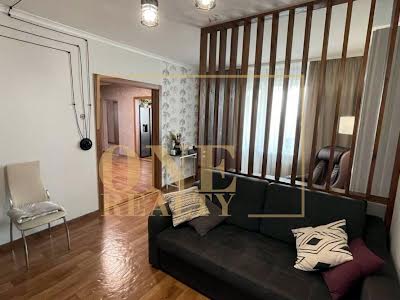 квартира за адресою Білицька вул., 18