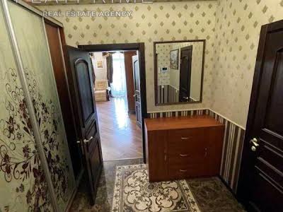 квартира за адресою Дмитра Луценка вул. (Крейсера 