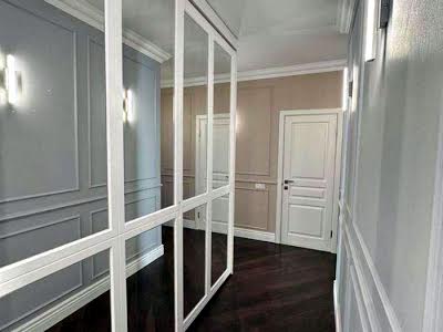 квартира за адресою Регенераторна вул., 4