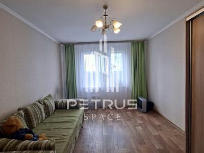 квартира за адресою Милославська вул., 31