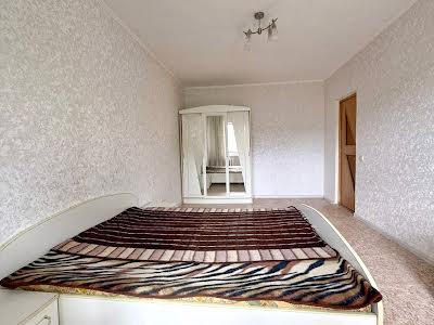 квартира за адресою Івана Авраменка вул. (Корнійчука), 15