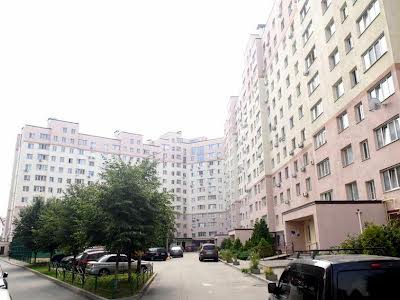 квартира за адресою Боголюбова вул., 6