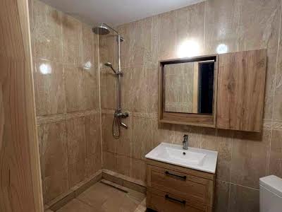 квартира за адресою Теплична вул., 48