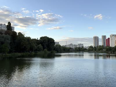 квартира по адресу Киев, Радужная ул., 14